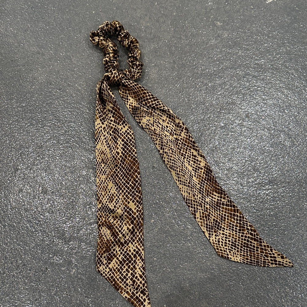 Amazon Brown and Tan Patterned Hair Scrunchie